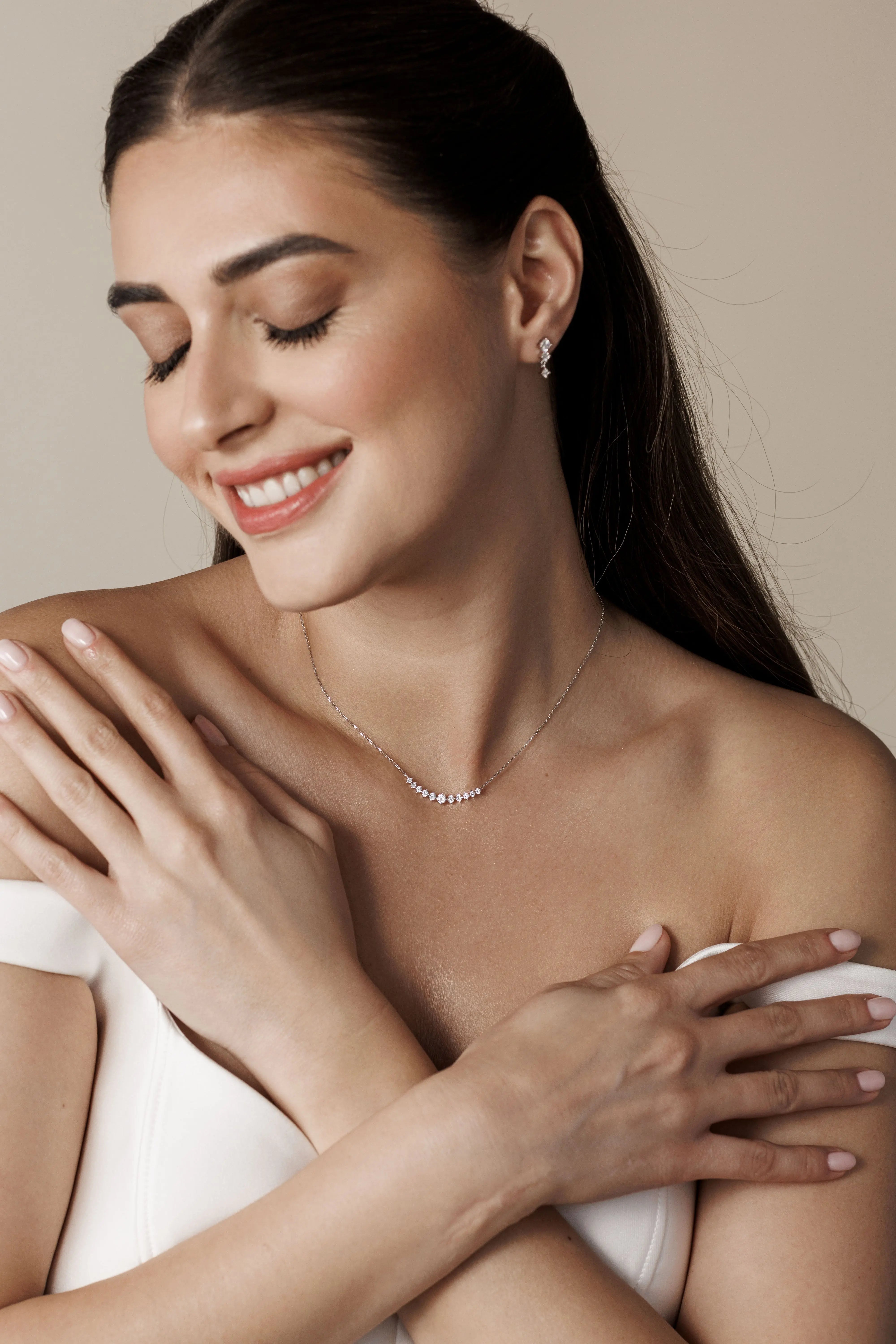 Cercei Argint Delicate Crystal Drop LisaConcept